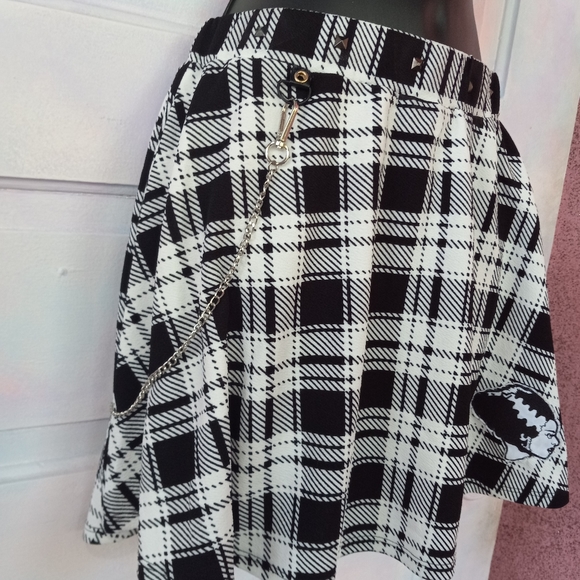 ❣️Rage Mosh 'Fit! Custom outfit w reversible skirt! Classic horror! PRICE FIRM! - Picture 5 of 8